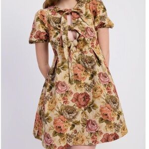 Jacquie The Label. Floral Dress with Bow accents